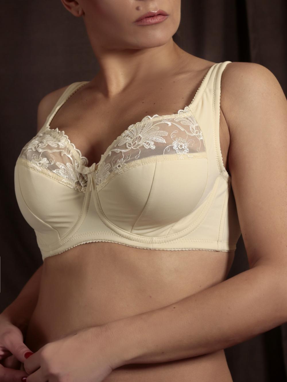 Бежевий бюстгальтер Finikin 5012 на чашку D арт.1110763